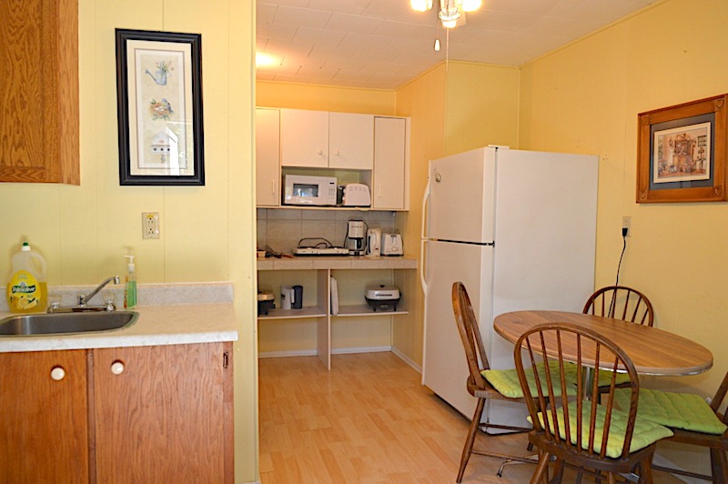 Cottage Rental, Doran Bay Resort, Iroquois,Ontario,Canada Cottage 1